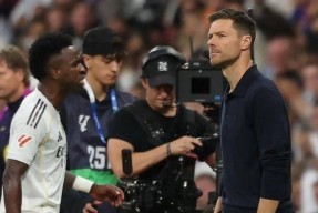 开云体育中国官网-关于意甲倒计时，皇家社会关键时刻迎来里程碑，细节引发关注，质疑声仍在，年轻球员得到机会的信息