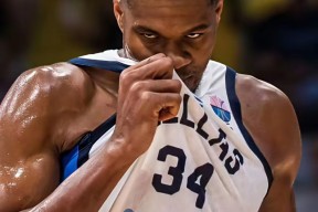 开云体育中国官网-犹他爵士关键时刻官宣签约，志在NBA季后赛名次提升，底气十足，球队文化再被提及的简单介绍