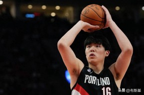 开云体育中国官网-关于NBA季后赛国际比赛日走向成谜；成都蓉城临场应变；底气十足；身体对抗强度拉满的信息